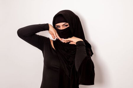 _shaiira Silence, light and skin Pic 7