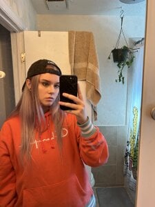 babyblue977 Public Pic 8