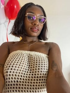 alika_brohm happy valentine ❤💞 รูป 