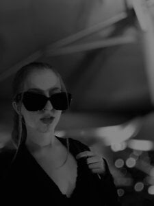 CaroHush Public Hình 2