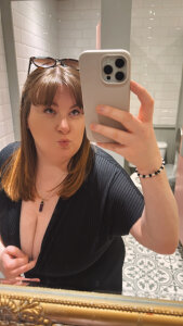 Annie-Louisexx Public Pic 2