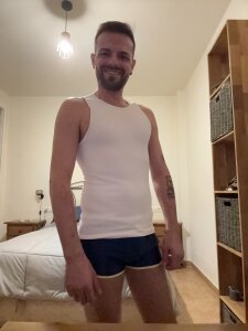 Clandestino00 Public Pic 4