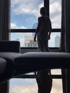 paulvelvet Travelling Pic 2