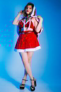 Gaby_Wett santa claus Pic 6