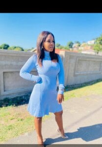 ElaineLee_XX Public Pic 4