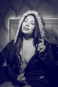 CataleyaRoselle Public Pic 9