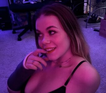 Luna_Ray_21 Public Pic