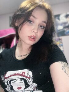 AgataBell_ Public Pic 4