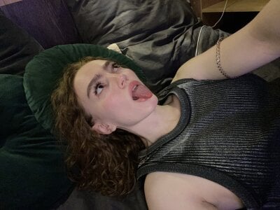 purity_ring__ Public Pic 3