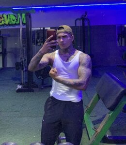 Public de tyler_bell_  Imagens