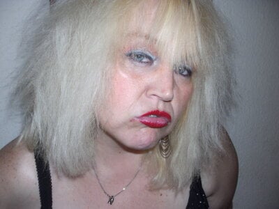 Blasflittchen verruchte Bitch Pic