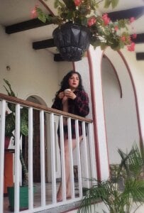 SubYunna1 While the coffee warms me, your voice dominates me ☕🔥 Pic