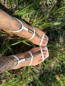 juliane_sweer1 feet . Pic 5