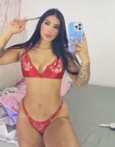 _tina_lee_ Public  3. fénykép