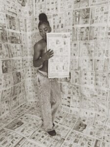 "Effortlessly stealing your attention" 😉 de ebonnyygoddes  6 Imagens