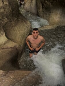 Adam_Grey_ Public Pic 4