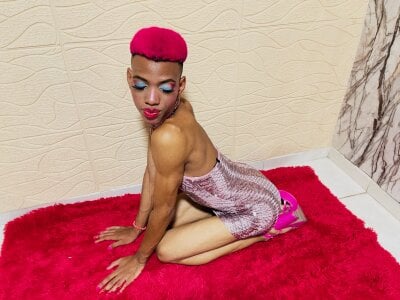 Tiffany_Valentine15 I´m red for U Pic 3