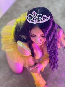 Miha_Cute Public Pic 3