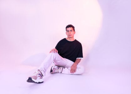 Noah_Greenhart 😈 Sweet smile, filthy intentions. Gambar 3