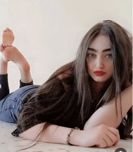 Ni-_haL01 Public Pic 4