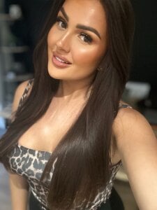 RUBY_BROOKS Public Foto 5