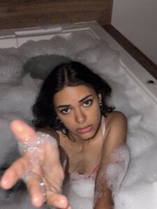 Iam_Lyan_ Just Lyan Pic 9