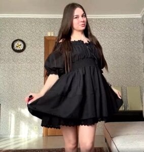 AkikoAnkrom Dress Poză 2