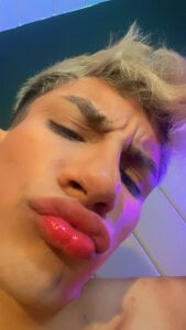 Erick_Velveth Public Pic