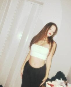 EmllyLightyPublic图片