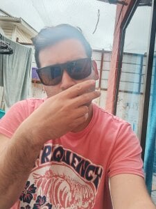 Nicolas23cmplacer Yop Bilde