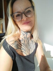 TattooTemptress Public Pic