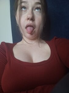 HopeKou Blue eyes Pic