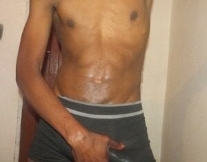 HornyRedBullPublic图片