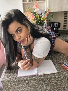 MiahJoness Do you want to help me with my lessons 😏😈 Hình 5