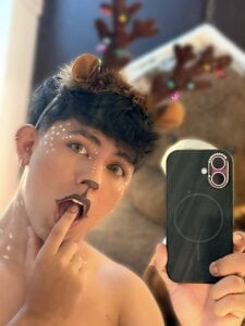 Reno 🦌 de Thristan_Leones  3 Imagens