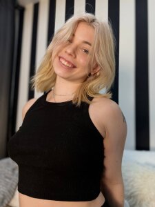 SibleyDurborow ✨ Little things, big smiles Pic 5