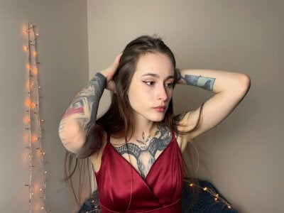 aviva_faith