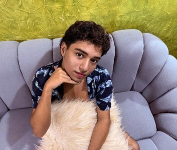 CamilowhiteS sexy Pic 4