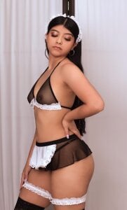 IslaBlaze Clean with me 😋 Pic