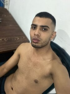 max_milk2's XXX Nude Photo 5