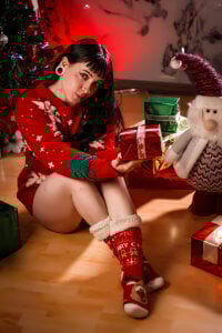 Lucy_Smith2 Sweet Xmas Glow ✨🎄 Pic