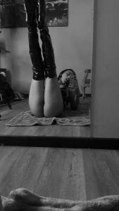 EimmyAdams I need a good punishment. 🥴😈⛓️‍💥  3টি ছবি