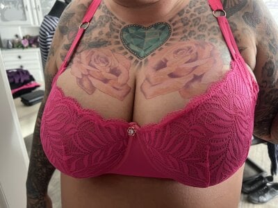 gepiercte_nippel