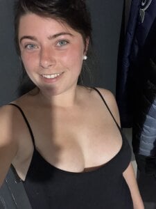 Lucycherryoff ✨ Pic 3