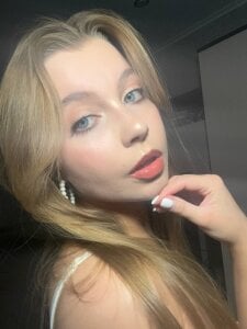 SherryBerry_ Public Hình 2