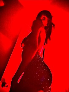 Her_ForbiddenGarden Public Pic 4