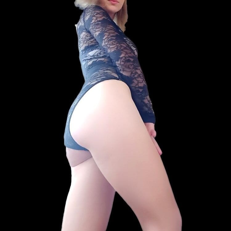 squirt_girl_show from stripchat
