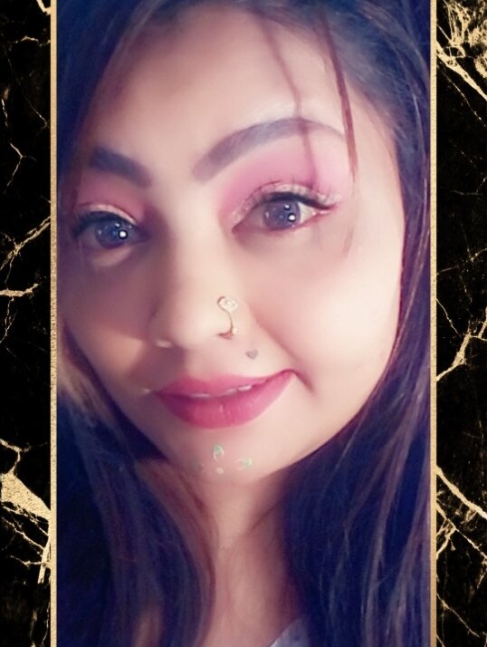 Live sex webcam photo for SexyKajal00 #289967522