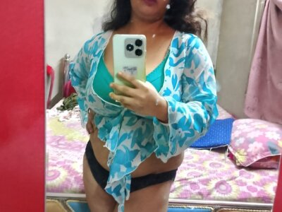 Sexy-Bebo-24