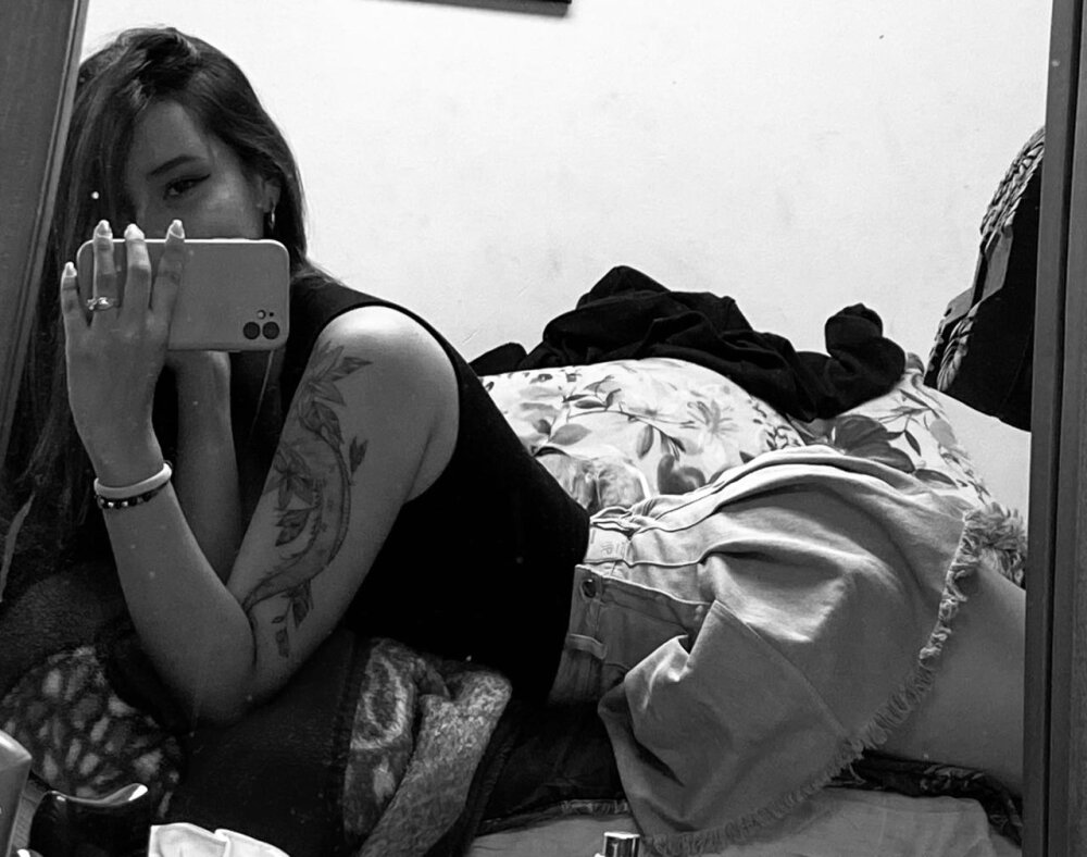 adara_cassano profile